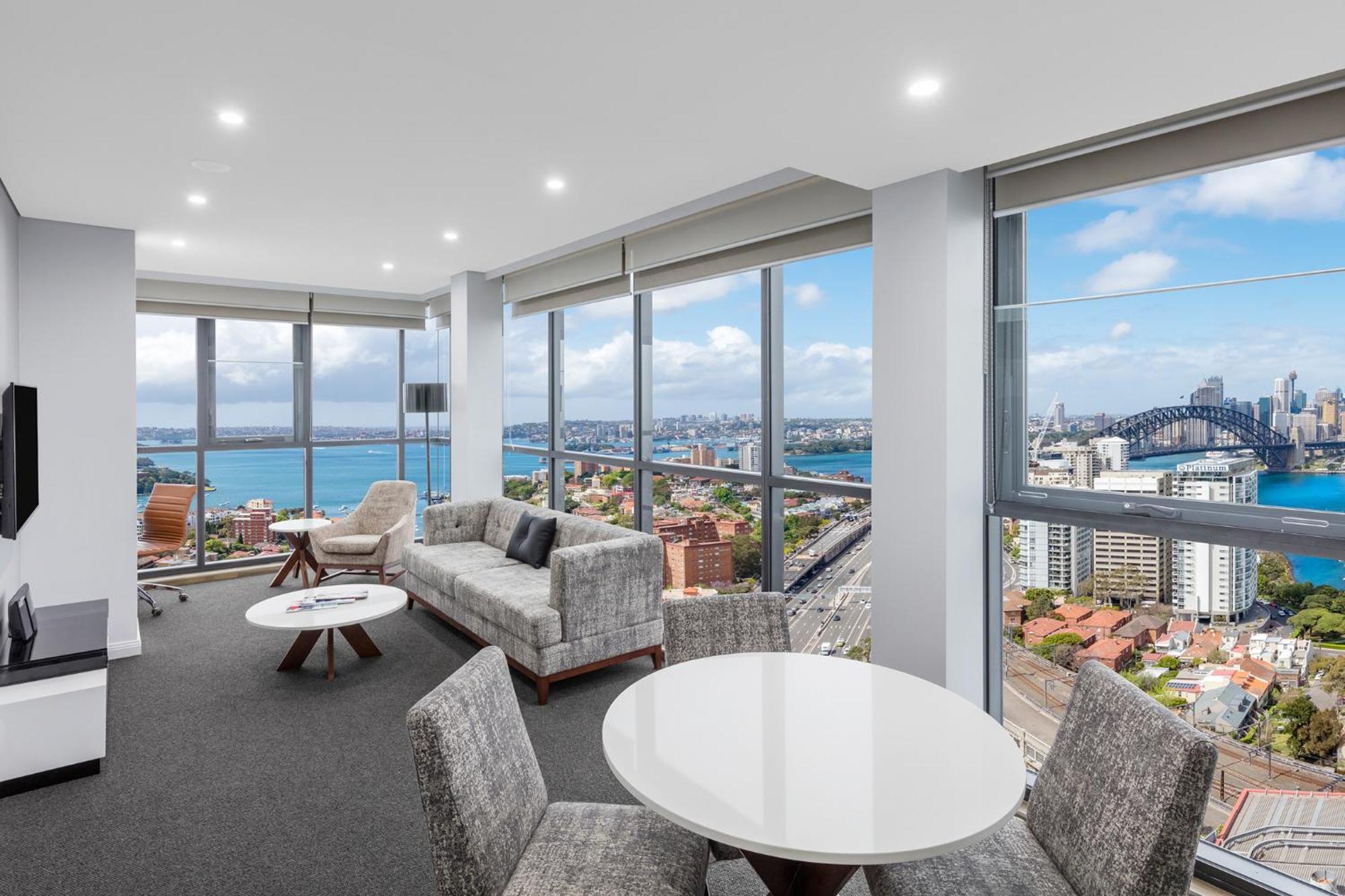 Meriton Suites North Σίδνεϊ Εξωτερικό φωτογραφία The interior of a typical apartment